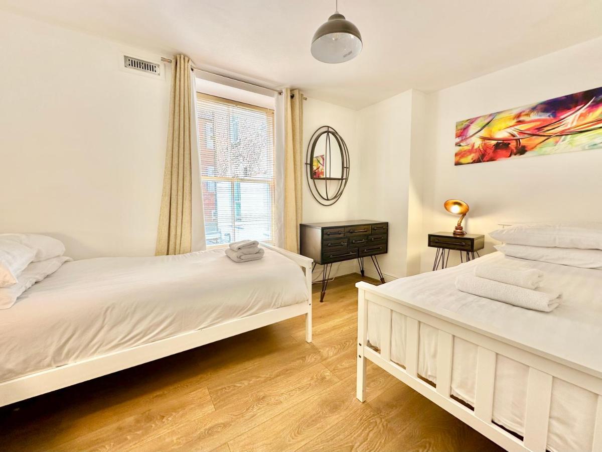 Riverside Apartment At Woodsmill Quay York Exterior foto